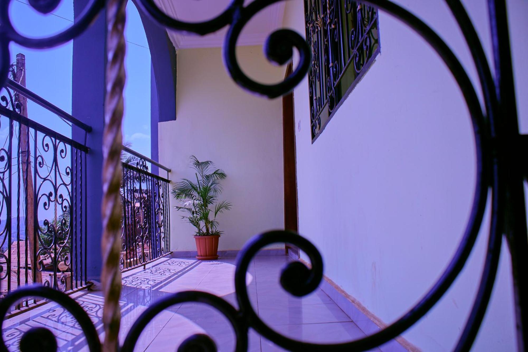 L'Oasis Verte Yaoundé 外观 照片